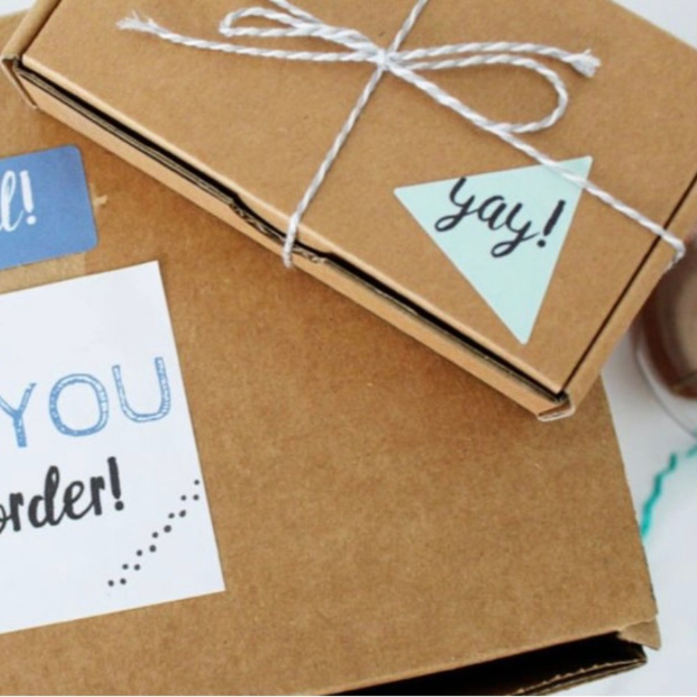Extra shipping label